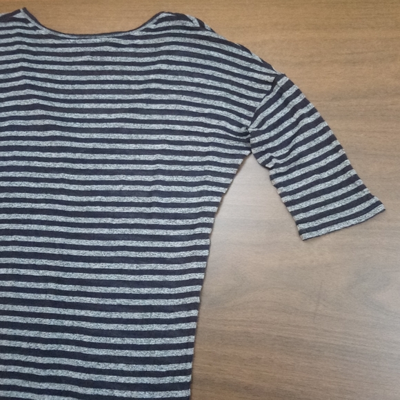 Express Soft Cozy Gray & Black Striped Hi Low Top - Picture 11 of 13